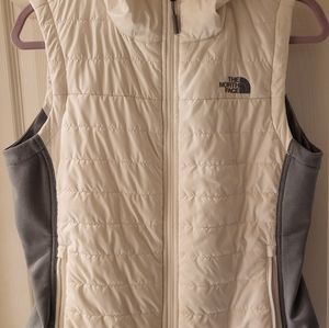 women's north face vest